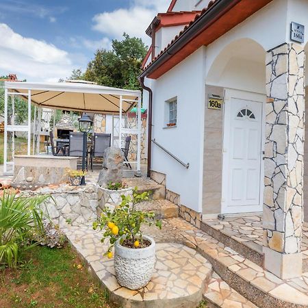 Beautiful Apartment In Barbariga With Kitchen Экстерьер фото